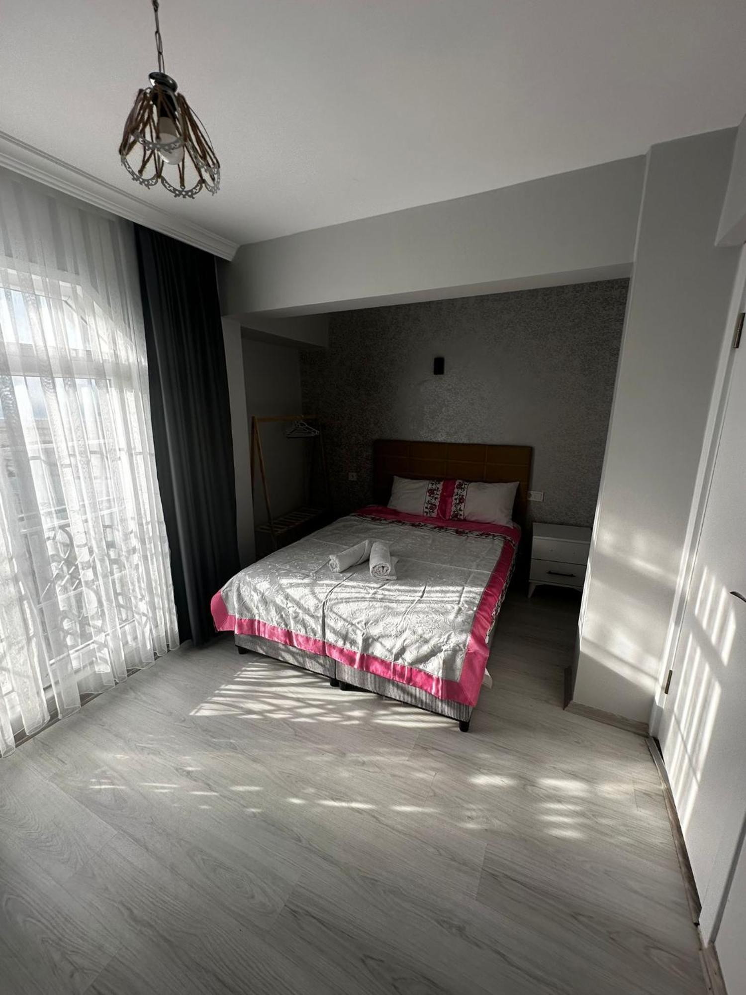 Airport Black Sea Hotel & Restaurant Arnavutkoy Екстериор снимка